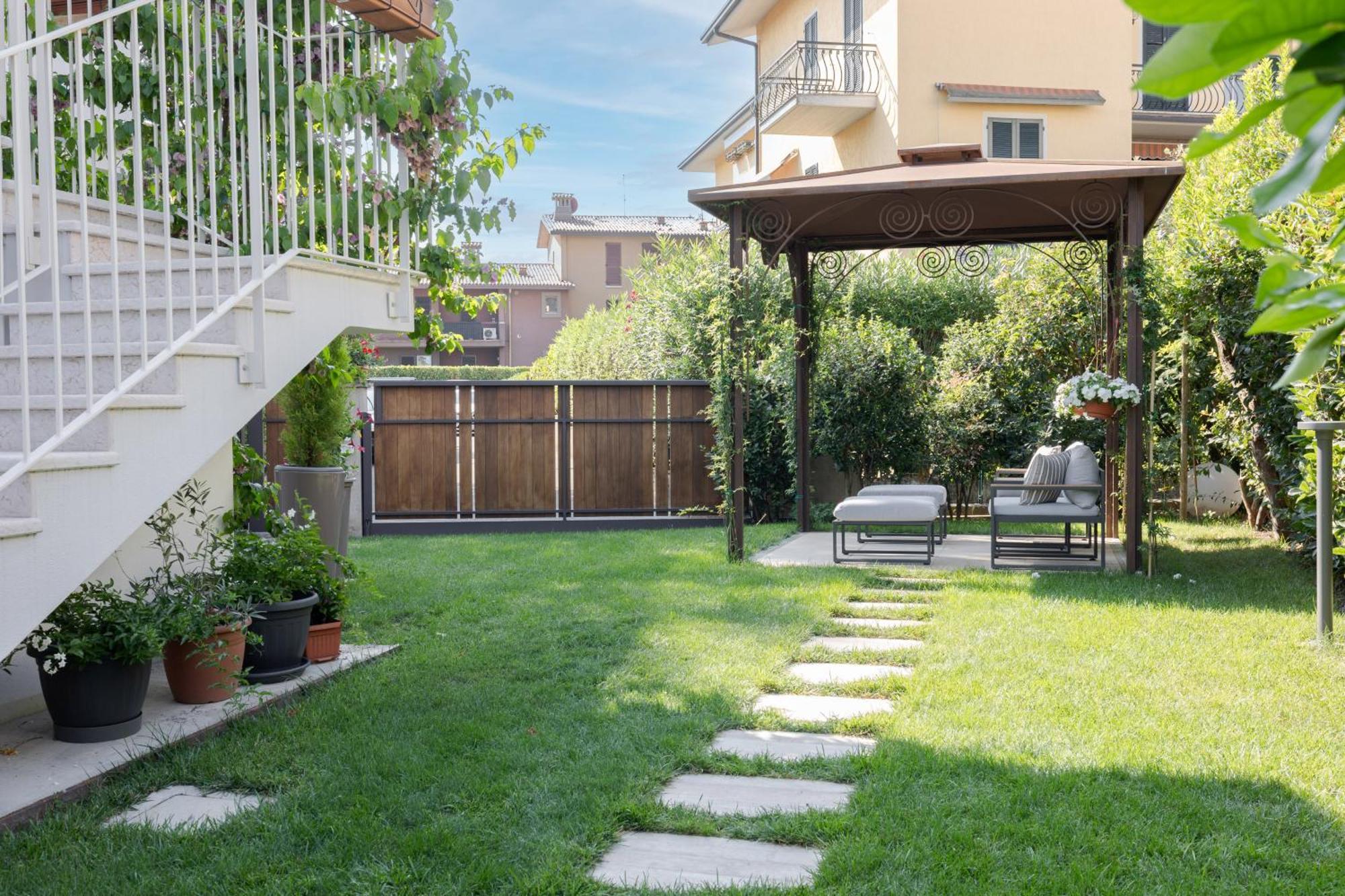 Charming Sirmione Bed & Breakfast Exterior photo